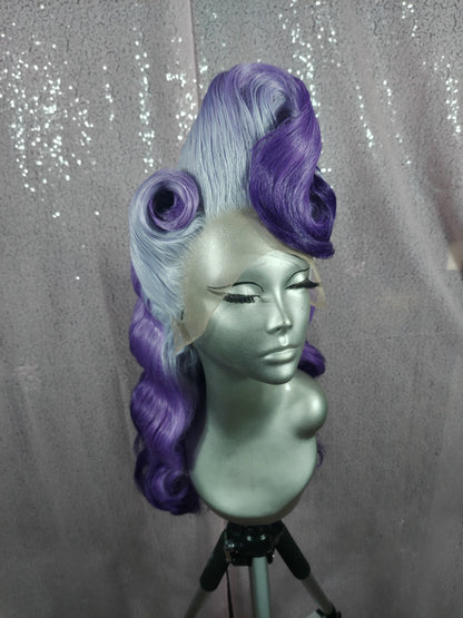 Purple Pin-up