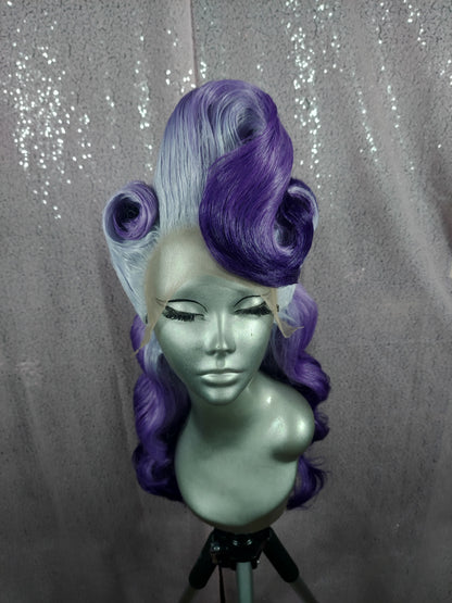 Purple Pin-up