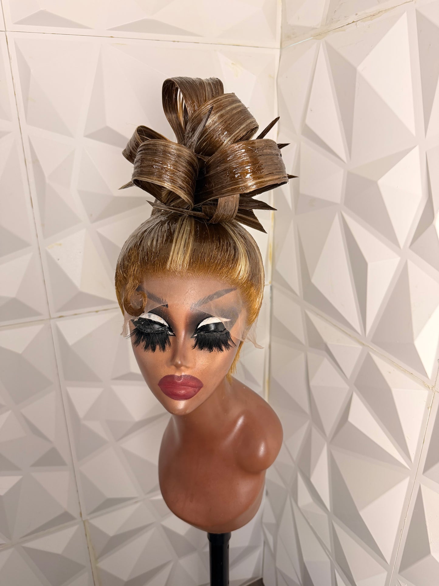 SPIKE HER?! IDK HER !