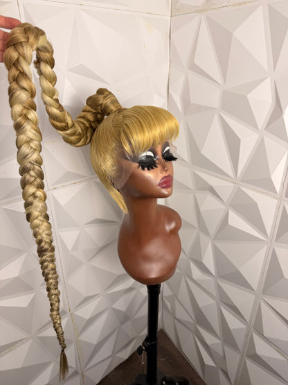 BRITNEY B. BXTCHWHIP