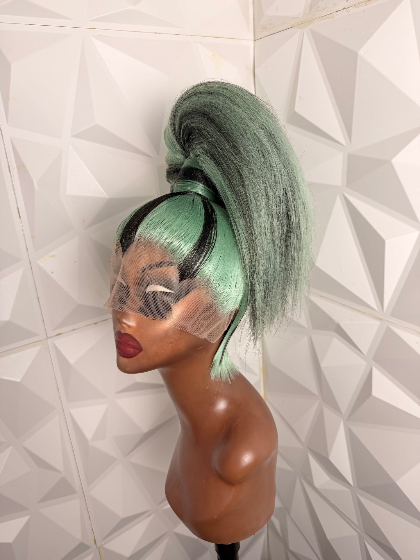 EDGY Y2K PONYTAIL