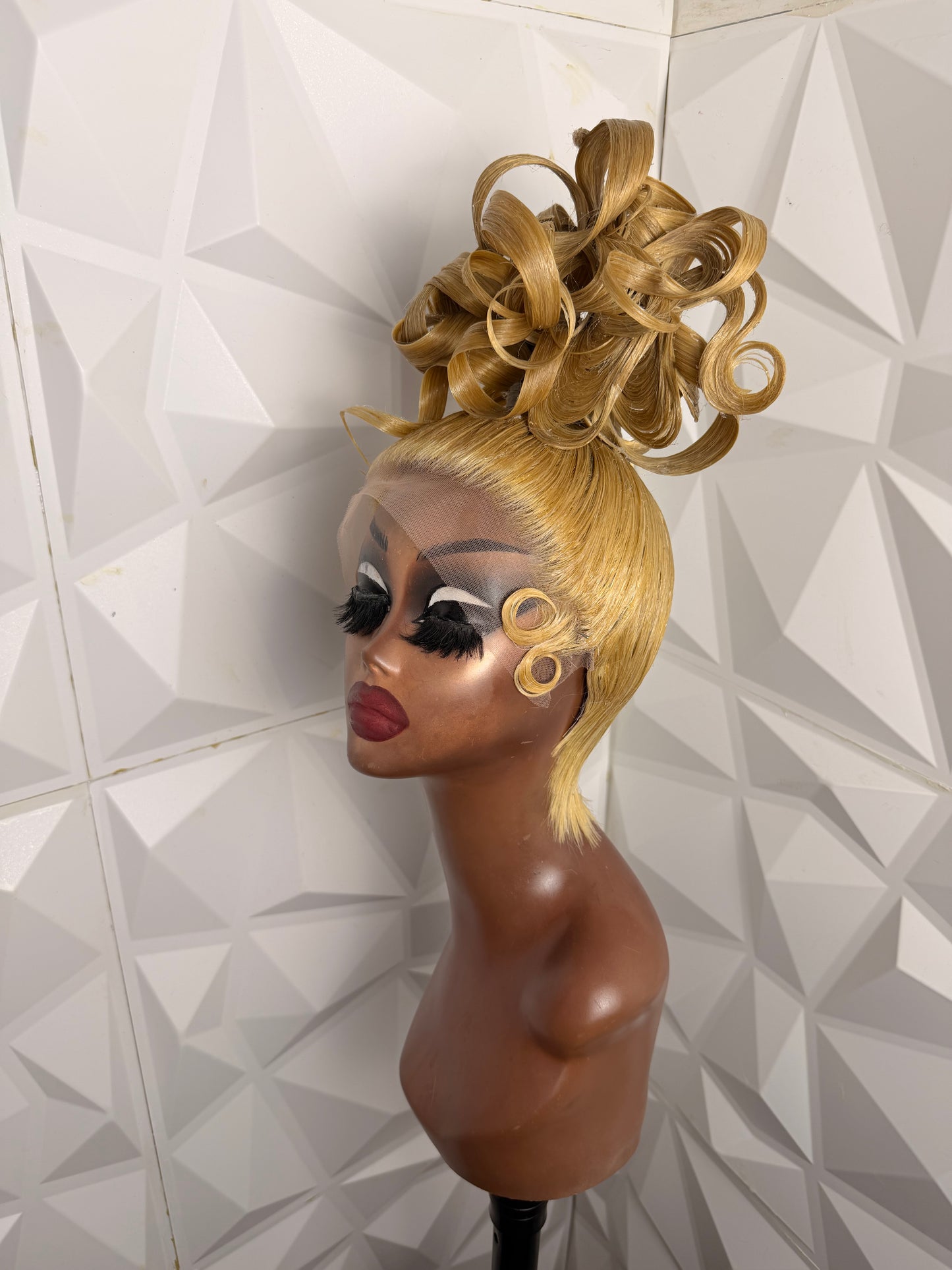 DEBRA DAVENPORT ✨