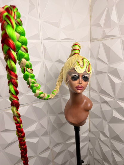 DECKING THE HALLZ & DOLLZ