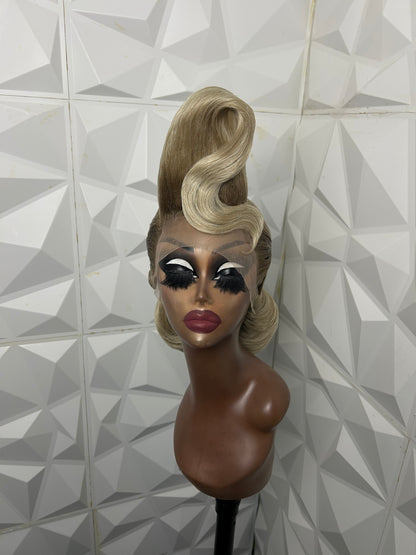 Dragerella updo