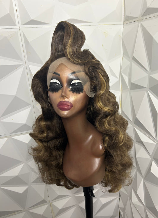 MISS GLAMOROUS LIFE