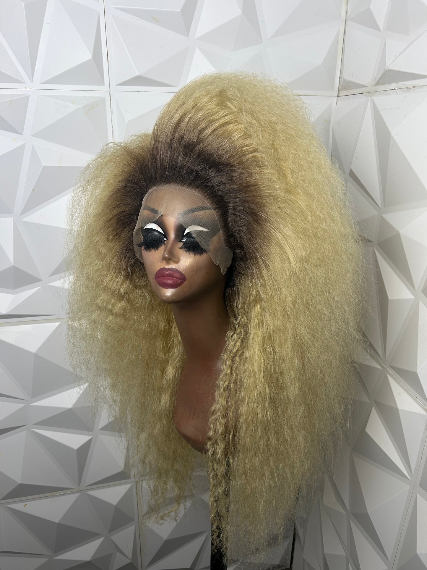 DIVA DOWN DANCE HAIR