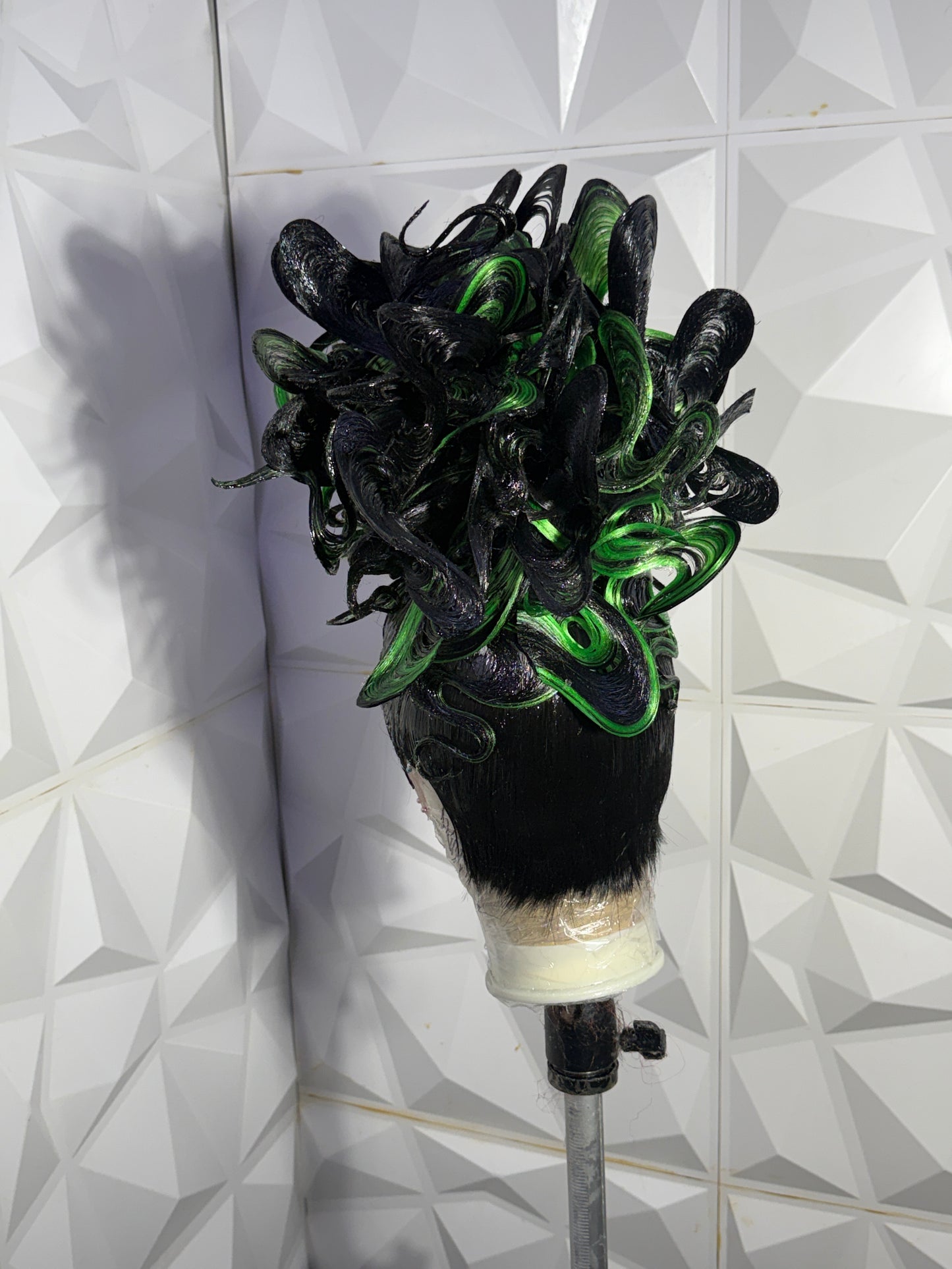 90s Wavy Updo (1B/LIME GREEN)