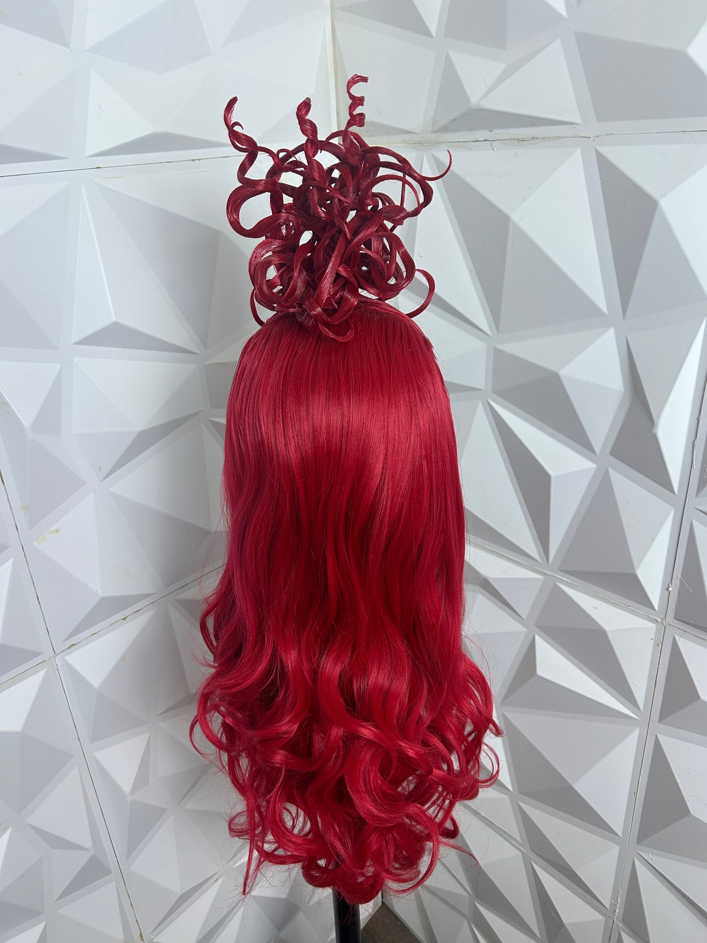 MIZZ RED-Y FOR THE ROAST