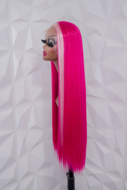 PINK FRIDAY GIRL